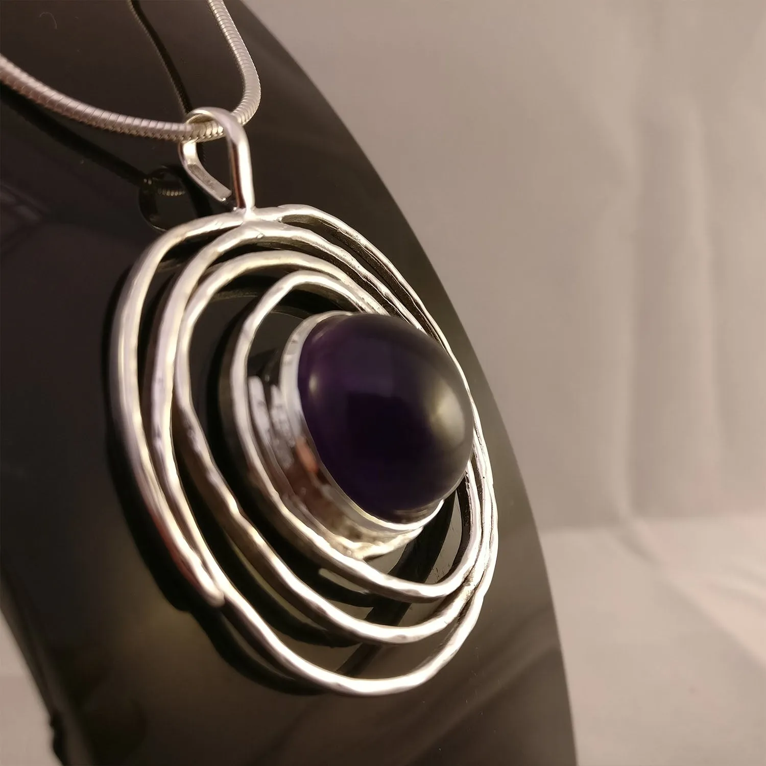 Amethyst in Hammered Spiral (925) Sterling Silver Pendant