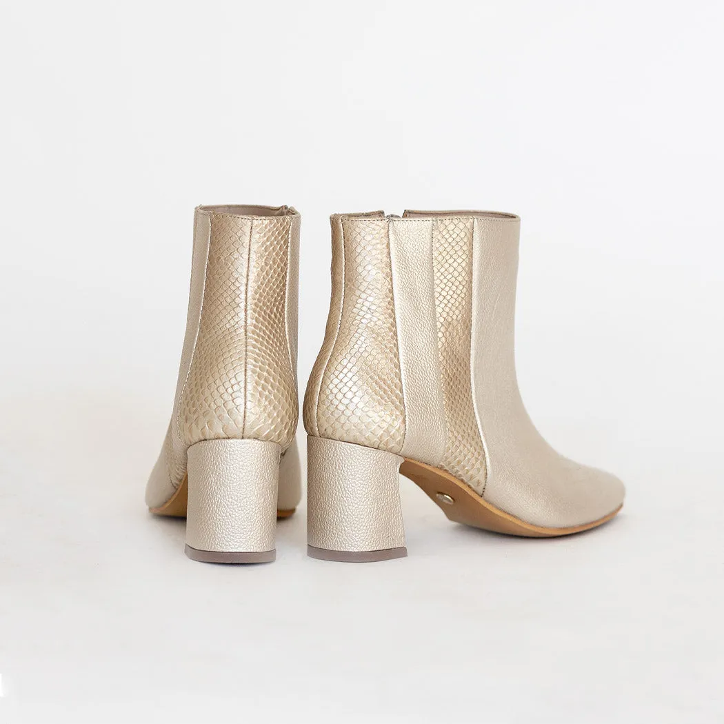 Aurlene ankle booties in gold leather womens shoes