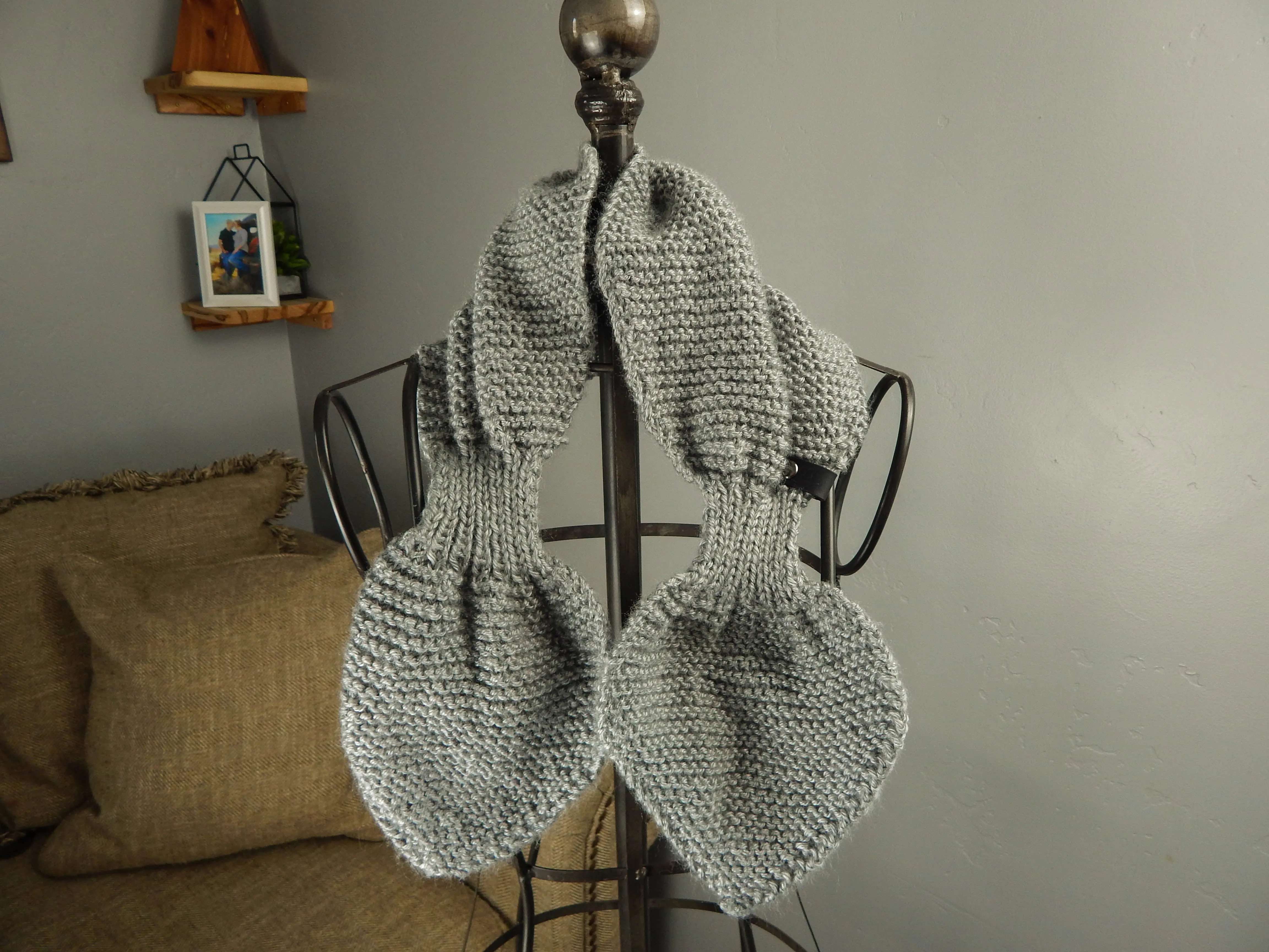 Bowtie Scarf in Grey