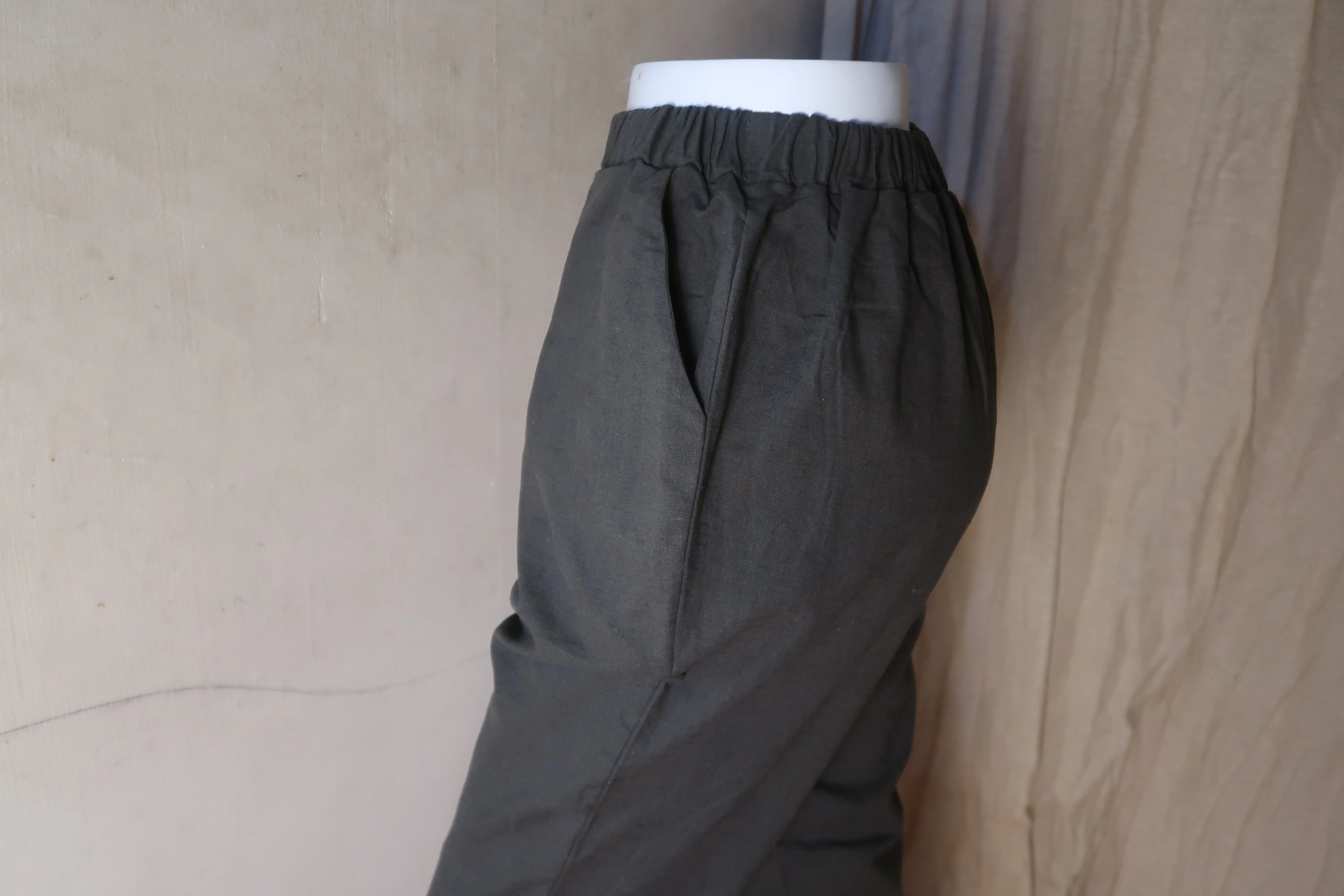 Plain Lady Long Pants.