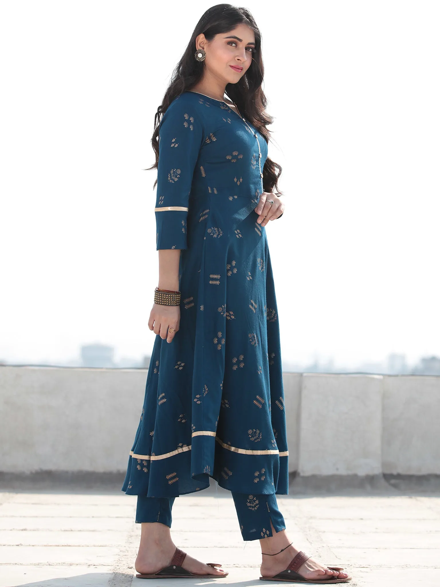 Raas Neelofar - Set of Flared Kurta & Pants  - KS80F2155