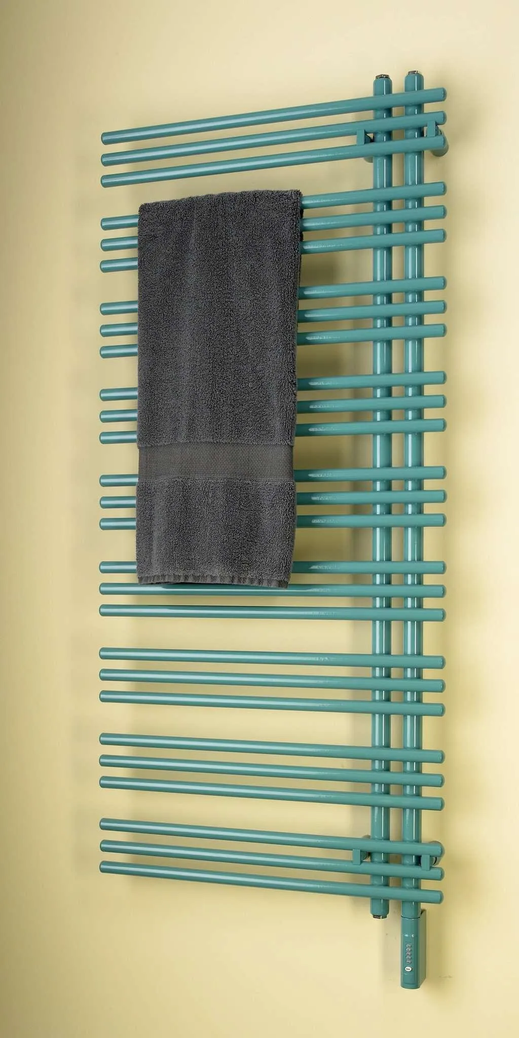 Runtal Versus VTRELD-5223 Hardwired Mounted Towel Warmer - 22.8"w x 51.5"h